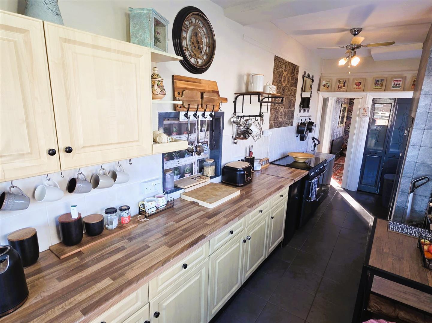 Stebonheath Terrace, Llanelli, SA15 1NE